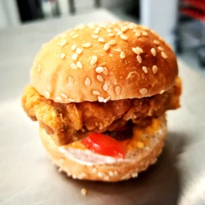 Mini burger au poulet frit